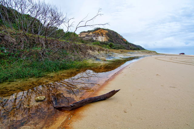 Fraser Island 4WD beach australia