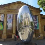 art-gallery-visiter-Adelaide
